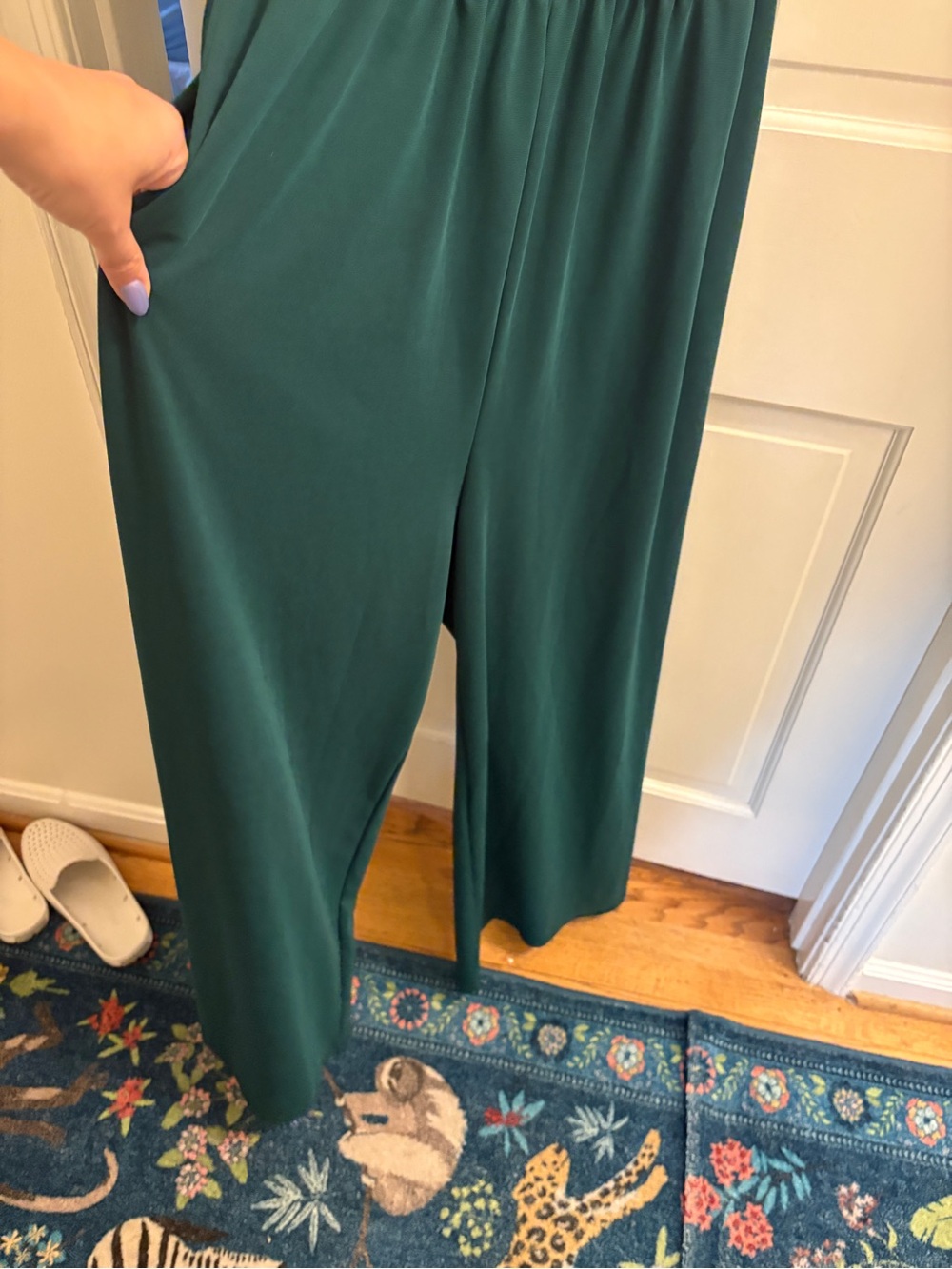 HALARA Deep V Emerald Jumpsuit - Picture 4 of 8